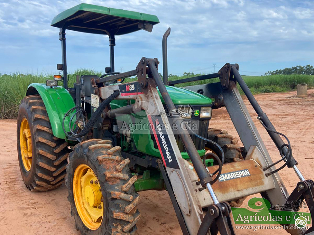 JOHN DEERE 5085E de Agricolas e Cia